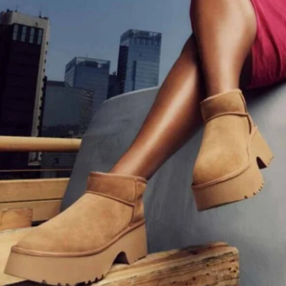 new UGG® Australia Classic Ultra Mini Boots 2510 8S4TM - Picture 1 of 10